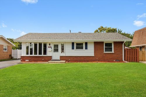 13018 W Playfield Dr, Crestwood, IL, 60418-1220 | Card Image