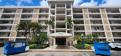 205-2801 N Palm Aire Dr, Pompano Beach, FL, 33069-3460 | Card Image