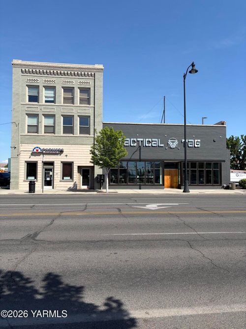 315 W Yakima Ave, Yakima, WA, 98902-3407 | Card Image