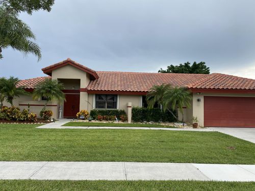 2153 Amesbury Cir, Wellington, FL, 33414-8024 | Card Image