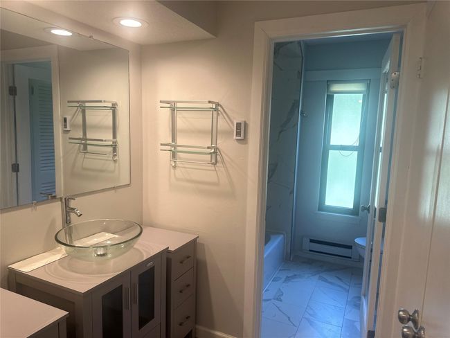 Updated bath | Image 8