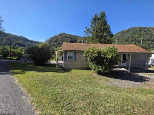 10 Center St, Rowlesburg, WV, 26425-9062 | Card Image