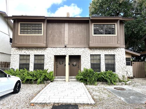 0-2565 Ne 182nd St, North Miami Beach, FL, 33160-2019 | Card Image