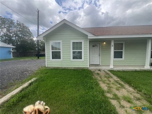 unit-e-661 W Austin St, Luling, TX, 78648-1871 | Card Image