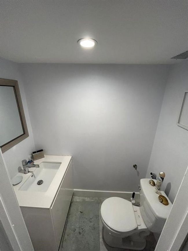 HALF BATHROOM | Image 15