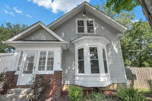 518 S Maple St, Marysville, OH, 43040-1456 | Card Image