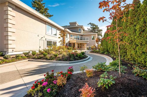 304-1 Buddy Rd, View Royal, BC, V9B1V6 | Card Image