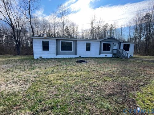 97 Buster Ln, West Point, VA, 23181-3927 | Card Image