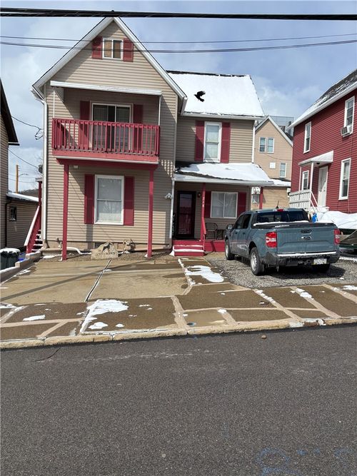 218 W Diamond St, Butler, PA, 16001-5702 | Card Image