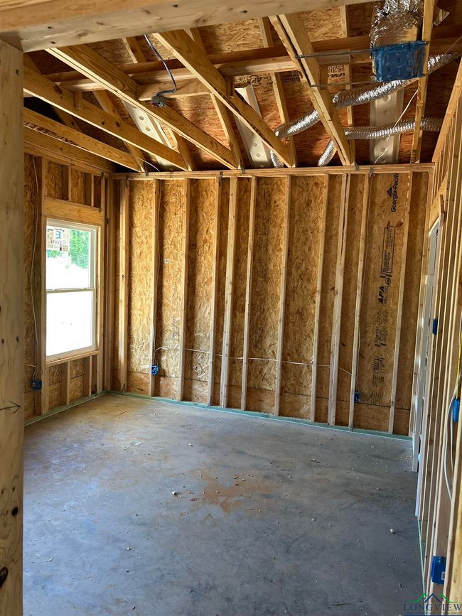 390 Alexander St, House other with 3 bedrooms, 2 bathrooms and null parking in Kilgore TX | Image 8