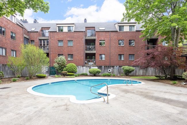 APT-206 - 666 Main St, Condo with 2 bedrooms, 2 bathrooms and 1 parking in Winchester MA | Image 25