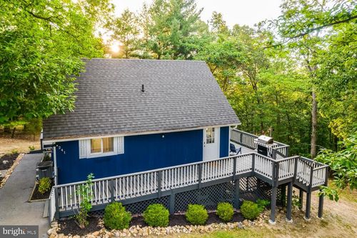 241 Wildcat Dr, Front Royal, VA, 22630-9278 | Card Image