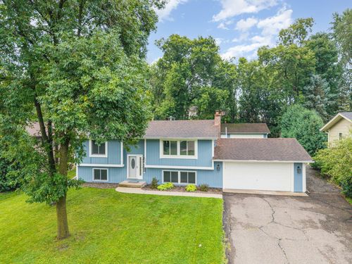 6907 Crest Dr, Maple Grove, MN, 55311-3538 | Card Image