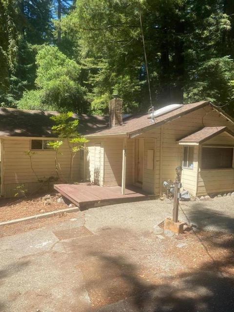 Riverside Dr, Boulder Creek, CA 95006