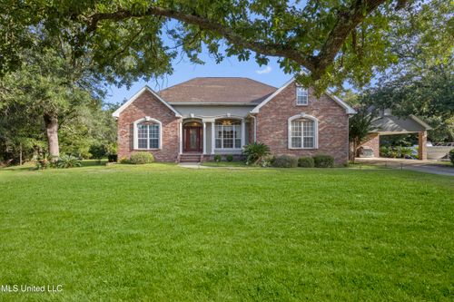 11827 River Estates Cir, Biloxi, MS, 39532-8603 | Card Image