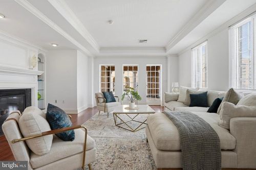 apt-2702-1512 Spruce St, PHILADELPHIA, PA, 19102-4560 | Card Image