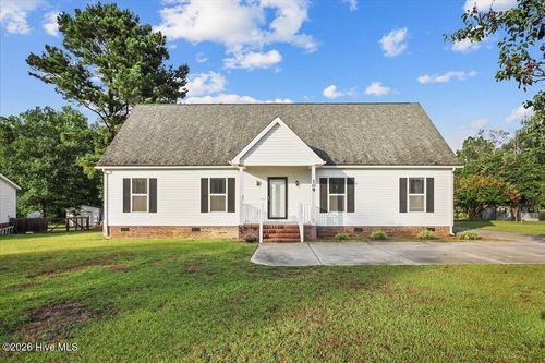 109 Rose Landing Dr, Goldsboro, NC, 27530-9349 | Card Image