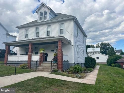 77 W College Ave, FROSTBURG, MD, 21532-1632 | Card Image
