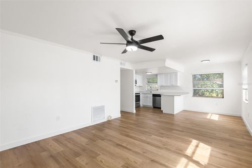 apt-110-555 62nd St S, ST PETERSBURG, FL, 33707-1531 | Card Image