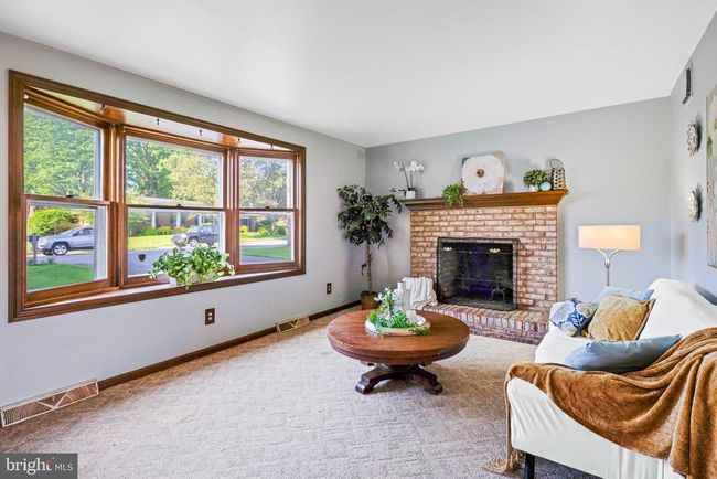 246 Froelich Ave, House other with 3 bedrooms, 2 bathrooms and null parking in MOUNTVILLE PA | Image 4