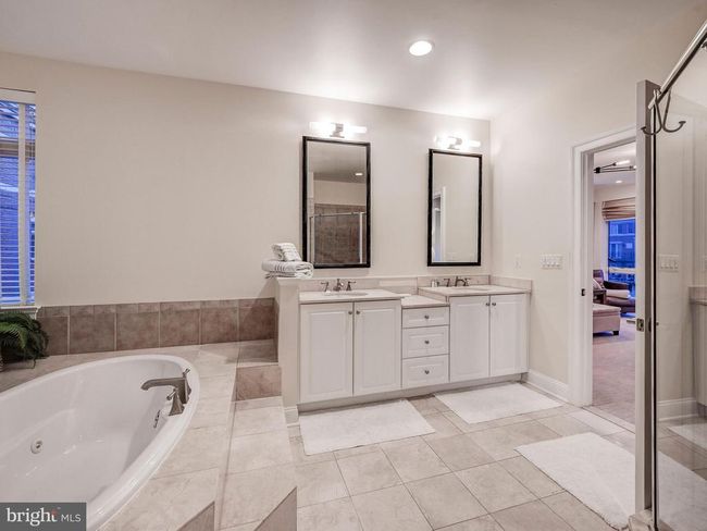 137 - 650 Ponte Villas S, Townhouse with 4 bedrooms, 4 bathrooms and null parking in BALTIMORE MD | Image 34