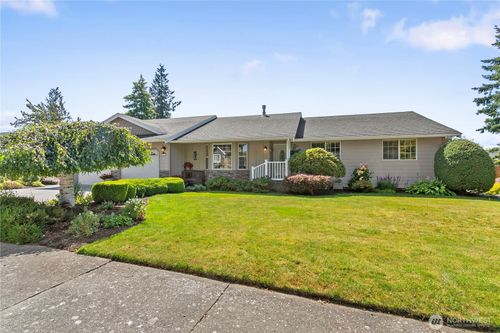 108 Dahlquist Ln, Everson, WA, 98247-9726 | Card Image