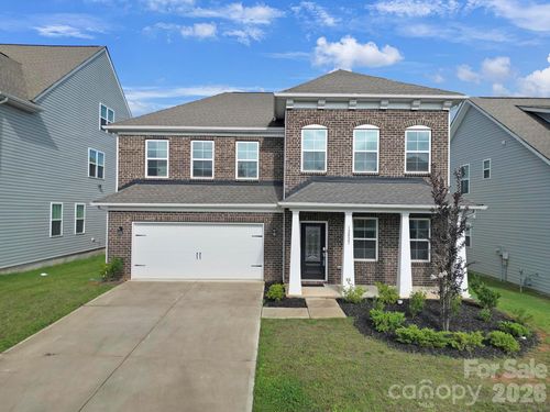 720-12023 Bishop Castle Dr, Charlotte, NC, 28273-7499 | Card Image