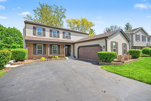 75 Wildwood Dr, Roselle, IL, 60172-1943 | Card Image