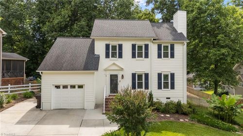 3401 Farm Lake St, Jamestown, NC, 27282-7521 | Card Image