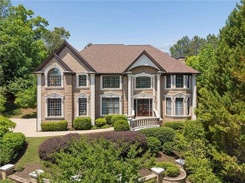 8585 Royal Troon Dr, Duluth, GA, 30097-1697 | Card Image