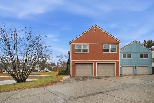 apt-31-215 Elton Hills Dr Nw, Rochester, MN, 55901-2497 | Card Image