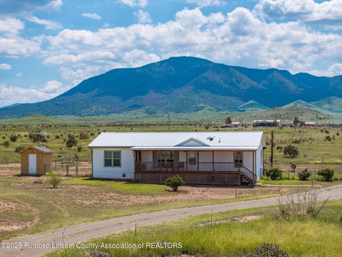 117 Comrey Loop Loop, Carrizozo, NM, 88301 | Card Image