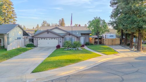 6027 W Judy Ct, Visalia, CA, 93277-8604 | Card Image