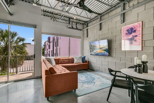 apt-d6-4801 S Congress Ave, Austin, TX, 78745-2490 | Card Image