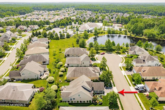 19 E Francesa Ct, Home with 3 bedrooms, 3 bathrooms and null parking in Farmingdale NJ | Image 6