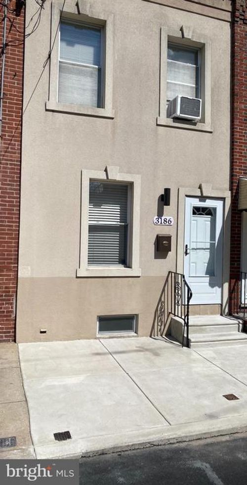 3186 Salmon St, PHILADELPHIA, PA, 19134-5830 | Card Image