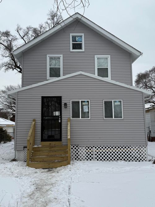 634 Kentucky St, Gary, IN, 46402-1429 | Card Image