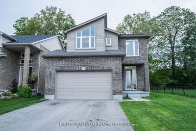 2017 Cedarpark Dr, House other with 3 bedrooms, 3 bathrooms and 6 parking in London ON | Image 2