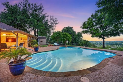 85 Crown Rd, Willow Park, TX, 76087-9058 | Card Image