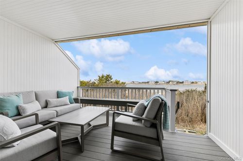 9-274 Dune Rd, Southampton, NY, 11968-4717 | Card Image