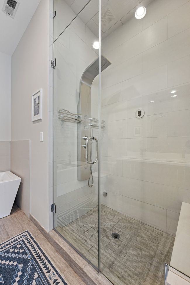 APT-3 - 2119 N Mozart St, Home with 2 bedrooms, 2 bathrooms and null parking in CHICAGO IL | Image 11