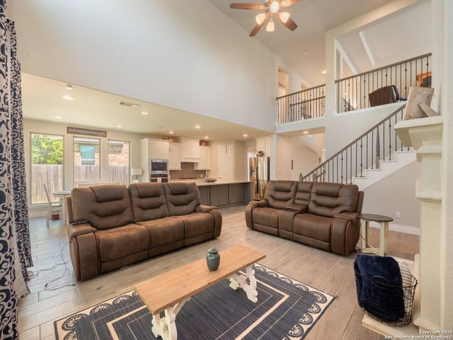 184 Cimarron Crk, House other with 4 bedrooms, 4 bathrooms and null parking in Boerne TX | Image 11