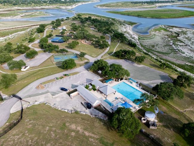 Community amenities | Image 35