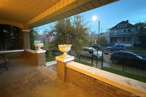 2025 Central St, Detroit, MI, 48209-1835 | Card Image