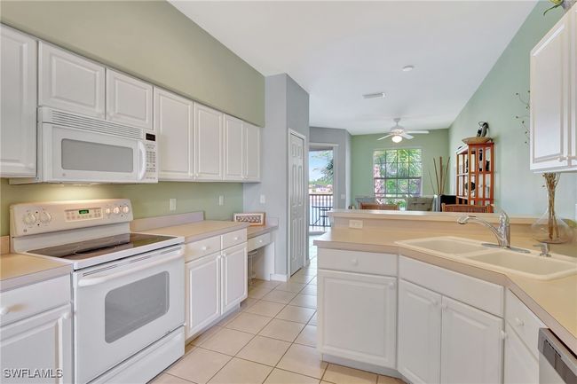 Fully equipped Kitchen with a newer dishwasher and new refrigerator | Image 15