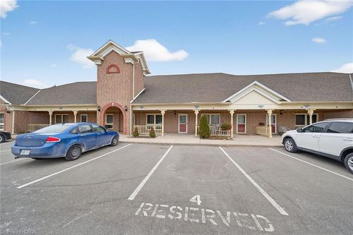 4-60 Natalia Ave, Mount Hope, ON, L0R1W0 | Card Image