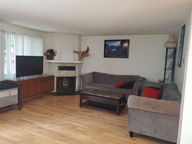104 - 7162 133a Street, Condo with 3 bedrooms, 2 bathrooms and 2 parking in Surrey BC | Image 5