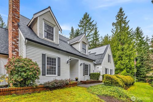 21609 Ne 4th St, Sammamish, WA, 98074-3706 | Card Image