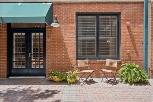 1601 Liberty Ln, Roswell, GA, 30075-7906 | Card Image
