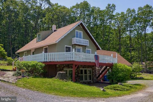 402 Swamp Rd, MORGANTOWN, PA, 19543-9431 | Card Image